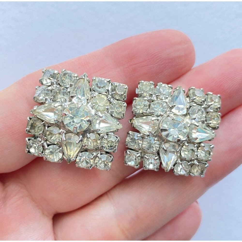 Vintage Clear Rhinestones Prong-set Clip On Back Earrings 1.2”